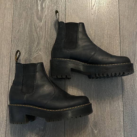 Dr. Martens Black Rometty Chelsea Boots - US 6 EU 37 - Picture 6 of 7